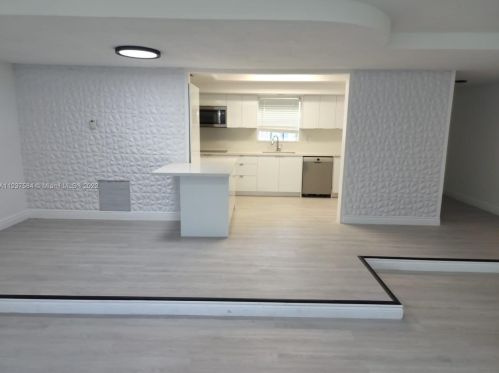 408 8th Ave, Boynton Beach, FL 33435-3028