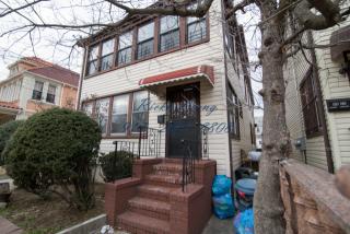 9423 54th Ave, Long Island City, NY 11373