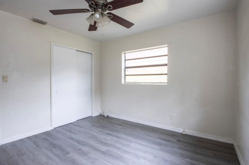 2355 35 St, Saint Petersburg FL  33713-3553 exterior