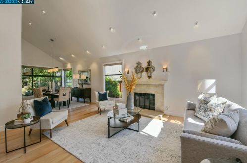 4136 Whispering Oaks Ln, Danville, CA 94506-5838