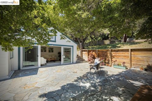 3028 Jordan Rd, Oakland CA  94602-3529 exterior