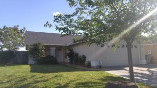 4886 Grove Ave, Fresno, CA 93725-1864