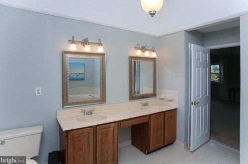 1845 Ferguson Ln, Blue Bell PA  19422-1308 exterior