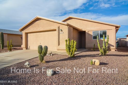 8979 Weyburn Dr, Tucson, AZ 85730-4858