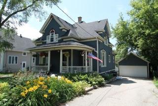 441 Hawthorne St, Lyons, WI 53105-2121
