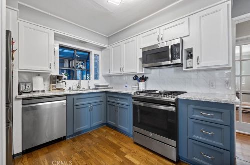 4032 Elsa St, Lakewood CA  90712-3853 exterior