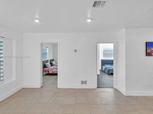 1530 56th Ave, Hollywood FL  33021-4643 exterior