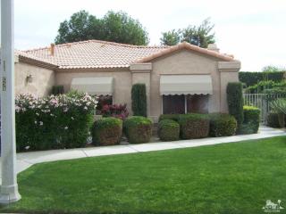 48129 Vista Cielo, La Quinta CA  92253-2255 exterior