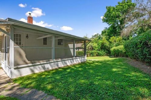 303 Violet Dr, New Kensington PA  15068-3337 exterior