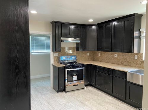 903 133rd St, Compton CA  90222-2028 exterior