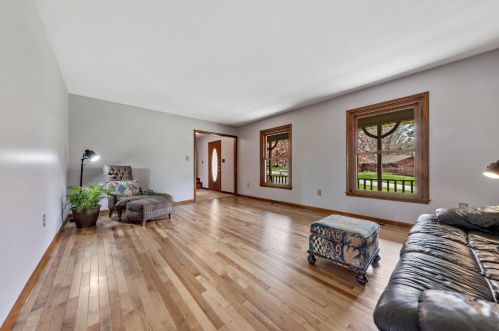 191 Wexford Rd, Valpo IN  46385-8038 exterior