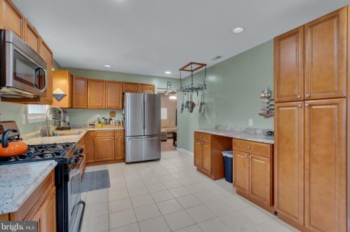 262 Phillips Ave, Browns Mills NJ  08015-1961 exterior