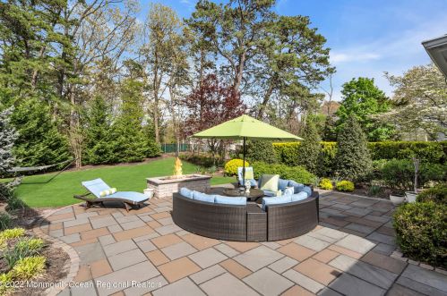 1101 Riverview Dr, Brielle NJ 08730-1121 exterior