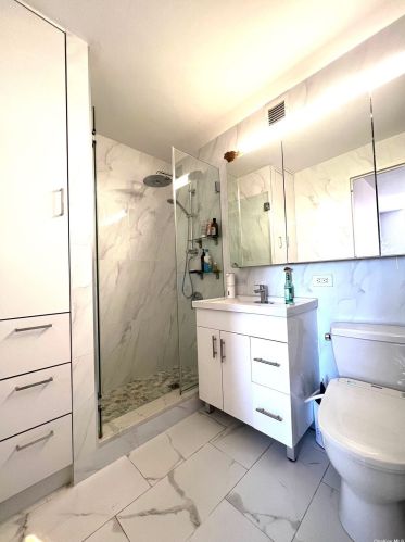 1760 2nd Ave, New York NY 10128-5303 exterior