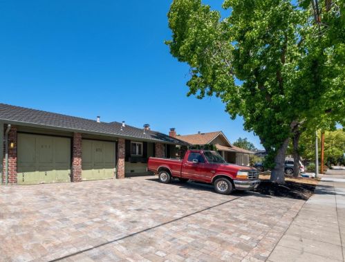 977 Henderson Ave, Sunnyvale, CA 94086-9061