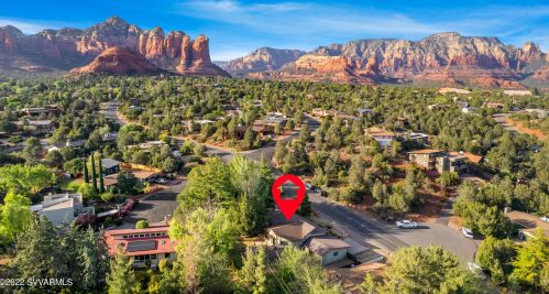 305 Mtn Shadows Dr, Sedona AZ 86336-3929 exterior