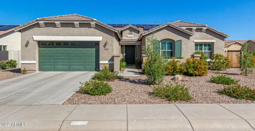 3162 Kingbird Ct, Gilbert, AZ 85297-8163