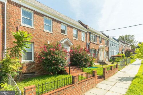 1304 Adams St, Washington, DC 20018-3537