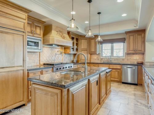 2114 Fallen Leaf Dr, Santa Maria CA  93455-5733 exterior