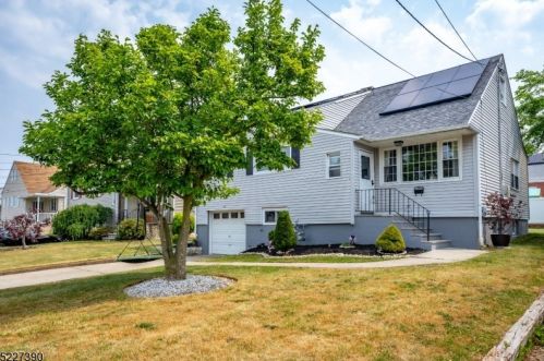 43 Glenwood Ter, Perth Amboy NJ  08863-1329 exterior