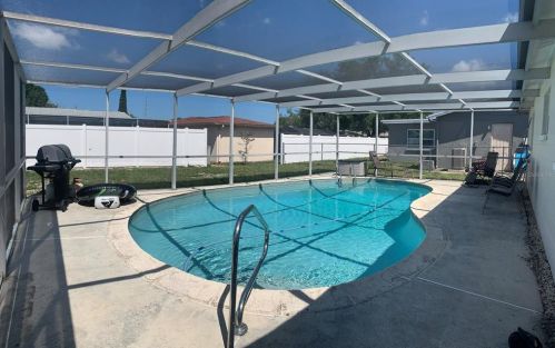 9331 Barrington Ln, Port Richey, FL 34668-4456