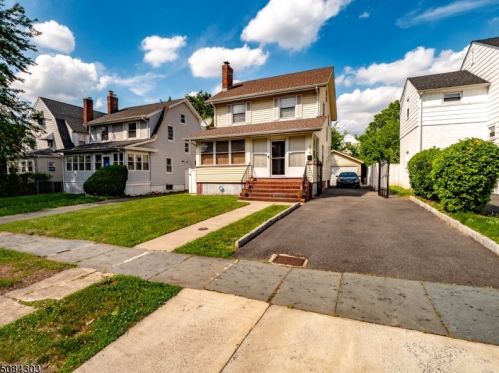 376 Springdale Ave, East Orange, NJ 07017-3809