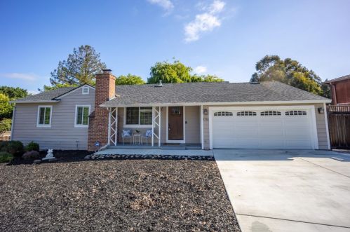 1712 Highland Blvd, Hayward, CA 94542-1110