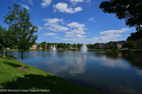 167 Ln Quinta Ct, Holmdel Village NJ  07733-2536 exterior