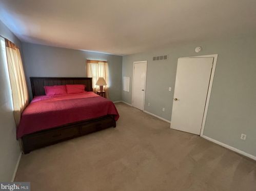 842 Woodcrest Turn, Dover DE  19904-2412 exterior