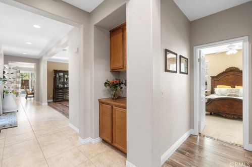 27406 Quincy Ln, Temecula CA  92591-4402 exterior