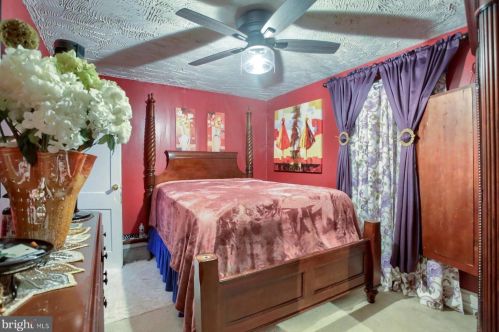 36 28th St, Harrisburg PA 17103-2107 exterior