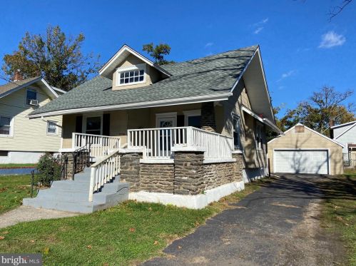 2238 Scovel Ave, Camden, NJ 08110-1726