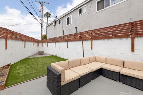 223 57th St, Long Beach CA  90805-4607 exterior