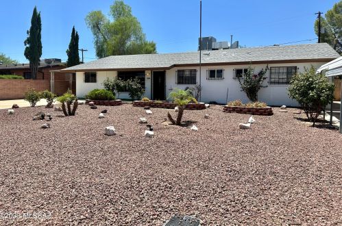 6052 Sylvane St, Tucson, AZ 85711-6044