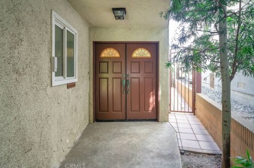 641 13th St, Manhattan Beach, CA 90266-4832