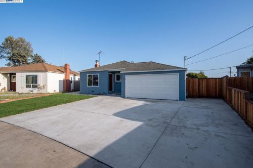 1521 Castro St, San Leandro, CA 94577-3309