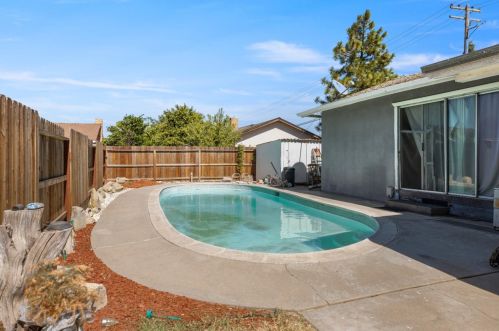 4651 Finney Rd, Salida CA  95368-9444 exterior