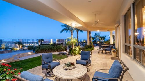 15645 7 St, Phoenix AZ 85014-4142 exterior