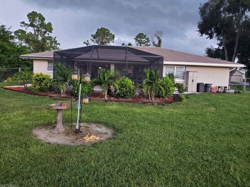 302 7th St, Lehigh Acres, FL 33972-7671