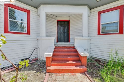 2000 38th Ave, Oakland, CA 94601-3773