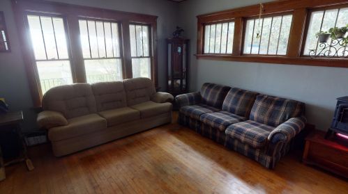 9527 Hilltop Rd, Cato, WI 54230-8506