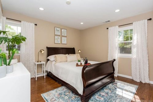 28 Talcott Rd, Glastonbury CT  06033-2919 exterior