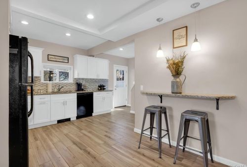 240 Overland Rd, Mahopac NY  10541-1121 exterior