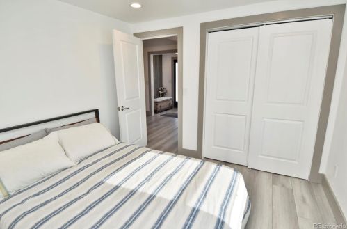 3143 Logan St, Englewood CO 80113-6843 exterior