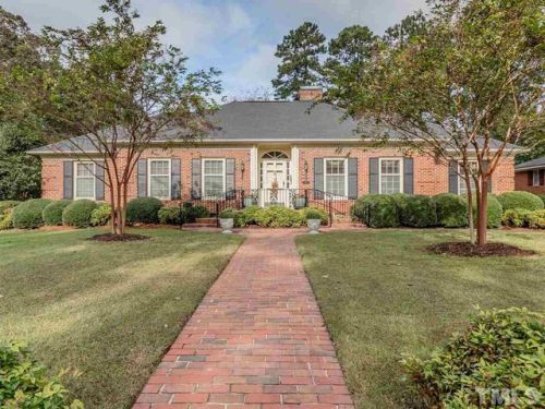 1008 Crescent Dr, Smithfield, NC 27577-3714