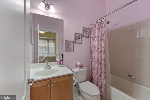 830 Woods End Ct, Collegeville PA  19426-2912 exterior