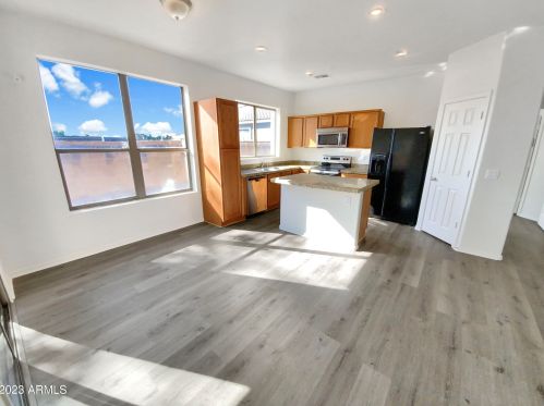16915 Marconi Ave, Sun City AZ  85388-1509 exterior