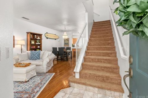 918 Camino De La Reina, San Diego, CA 92108-3257