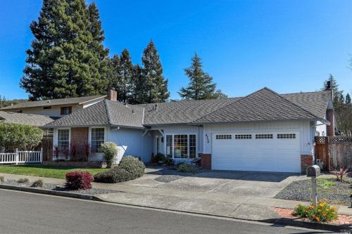 4754 Parktrail Dr, Santa Rosa, CA 95405-7929