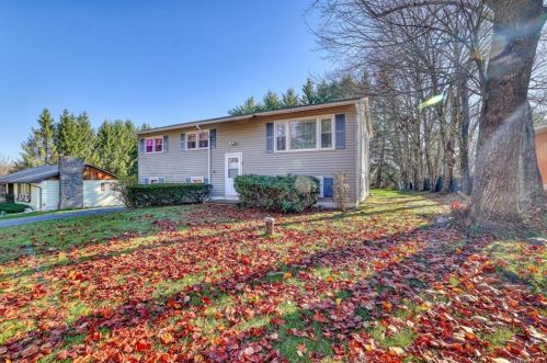 8 Cantrell Rd, Monticello, NY 12701-4804